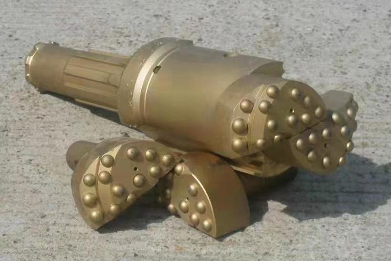 Системы одновременной обсадки с раздвижным долотом